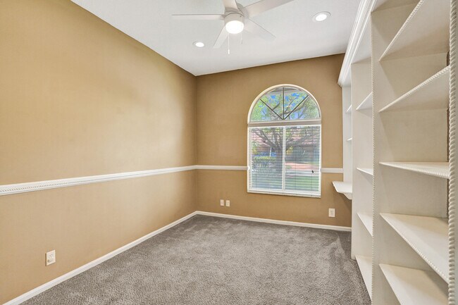 Building Photo - 10304 NW 50th Ct