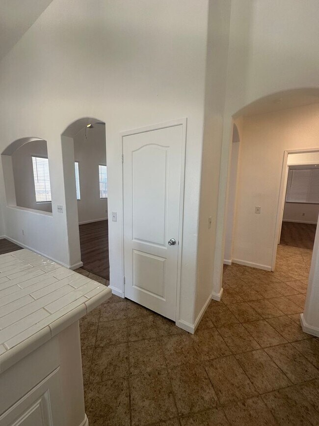 Building Photo - Spacious 4-Bedroom Home with Office, 3 Full Baths, and Modern Amenities