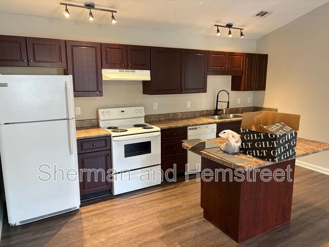 Building Photo - 3501 London Ct SW