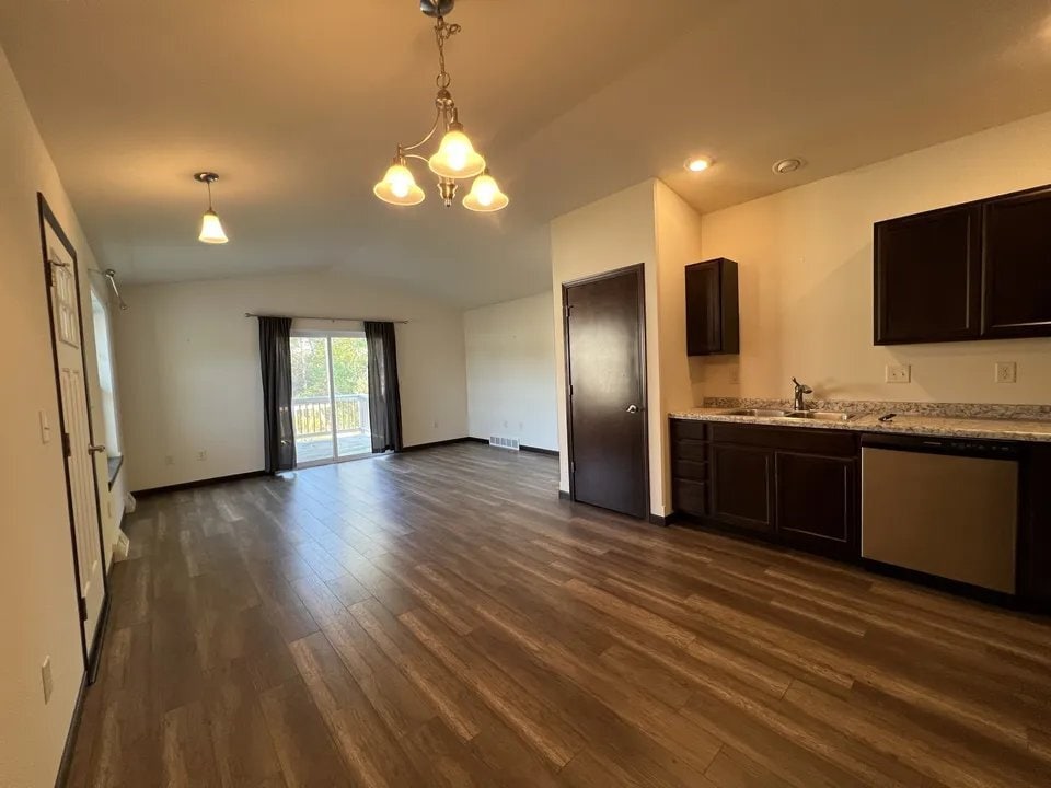 Building Photo - 4922 Annabelle Ct