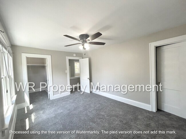 Building Photo - 3 Bed 1 Bath Home is West Toledo Library Neighborhood