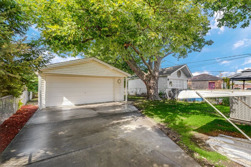 Building Photo - 3522 George St