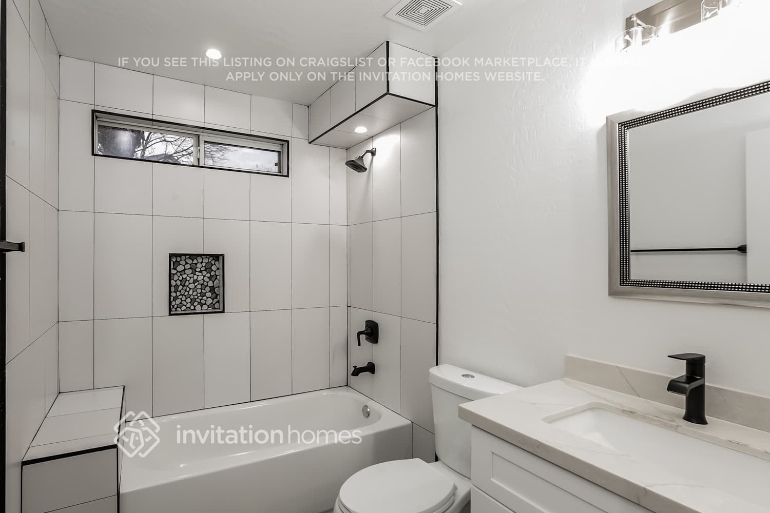 Building Photo - 2953 E Oakland Ct