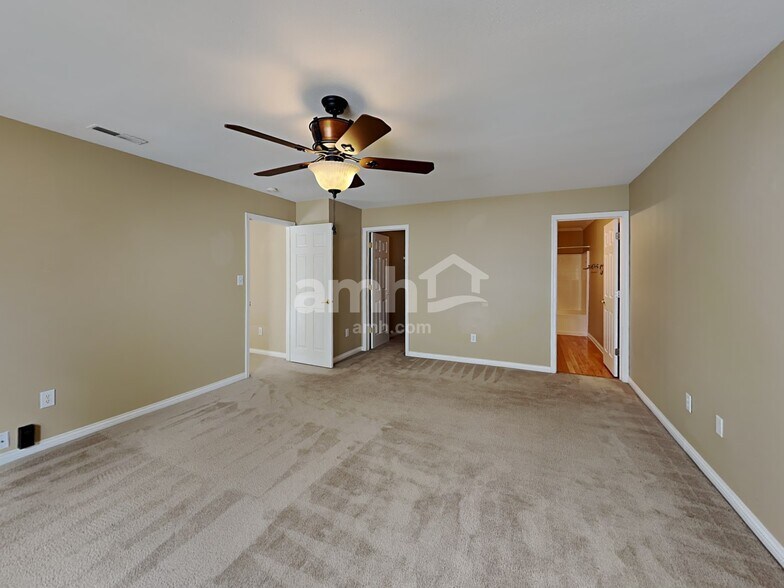 Building Photo - 1159 Fiesta Dr