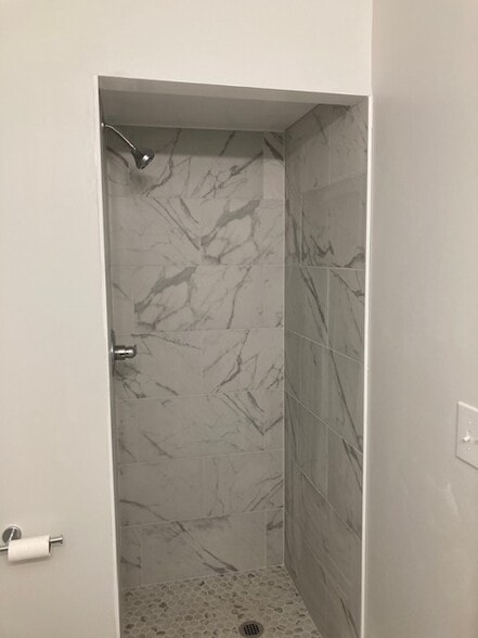 Building Photo - 17120 Cherokee Dr