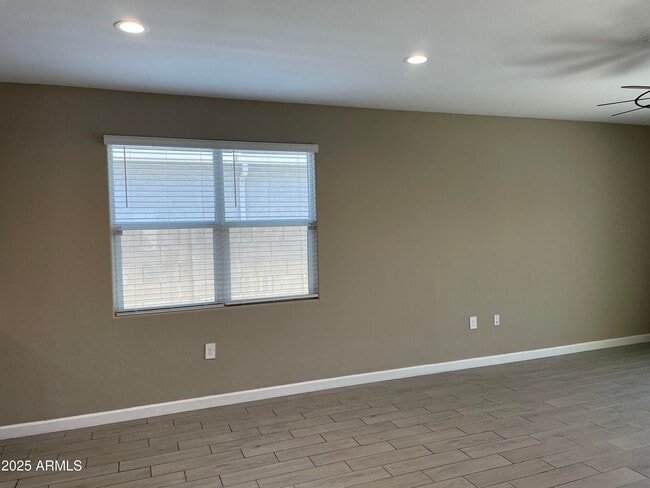 Building Photo - 24153 W Verlea Dr
