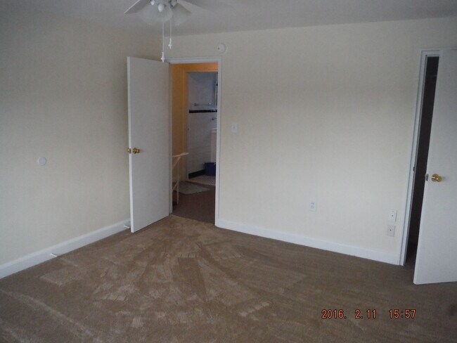 Another view of Main bedroom - 200 Maplewood Dr