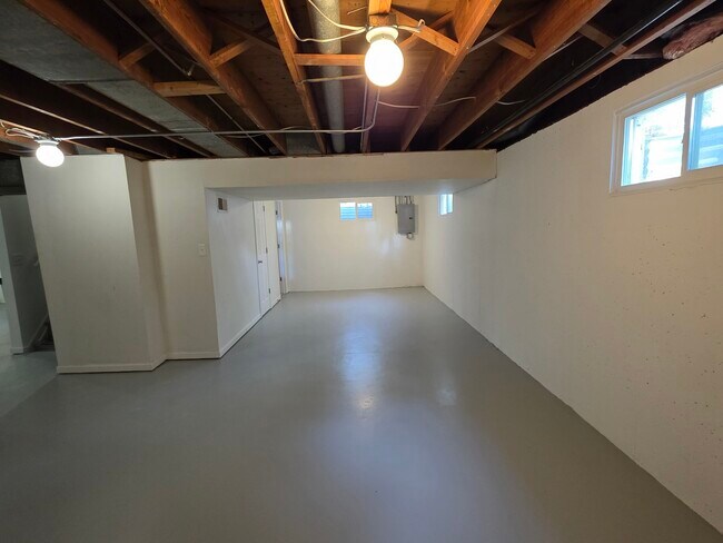 Building Photo - 1818 S 4th Pl