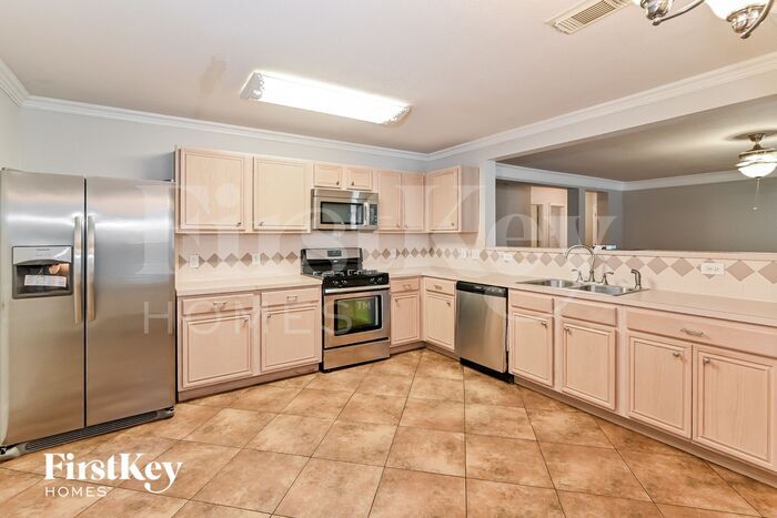 Building Photo - 15114 Blue Creek Ranch Dr