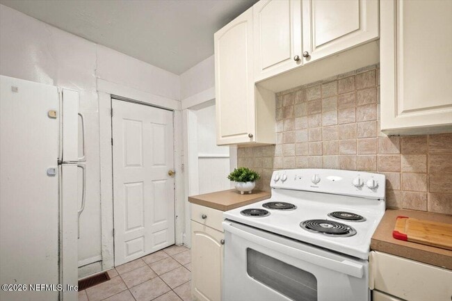 Building Photo - 1623 Minerva Ave