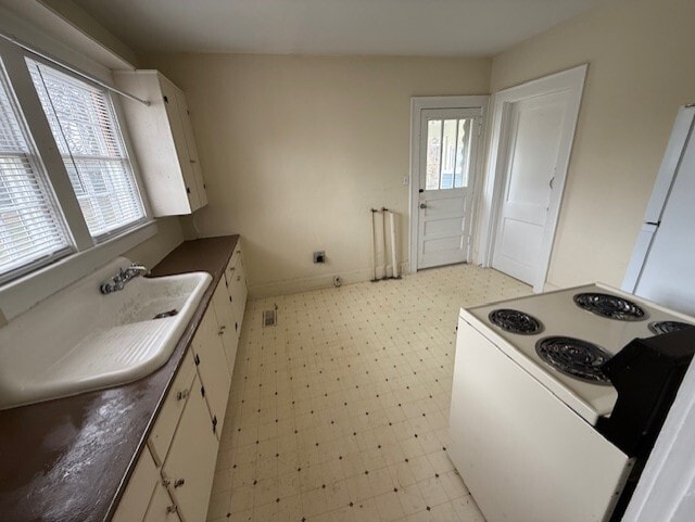 Building Photo - 160 20th St NE