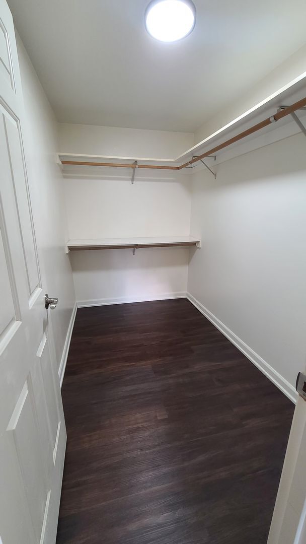 Building Photo - Quartz Ave 3plex/Ariserem-014