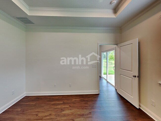 Building Photo - 507 Onate Cir