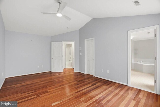 Building Photo - 6020 Moonsails Ln