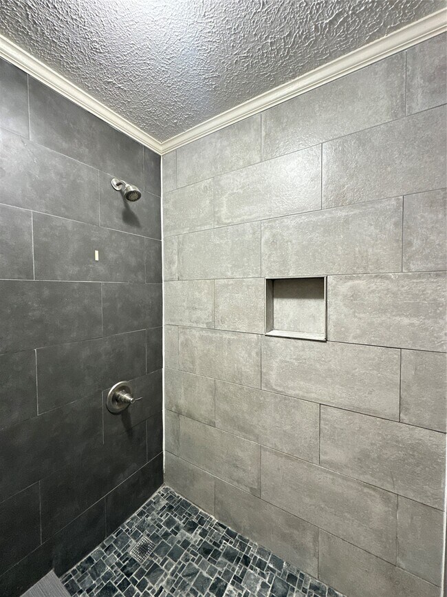 Building Photo - 7313 Gulf Fwy