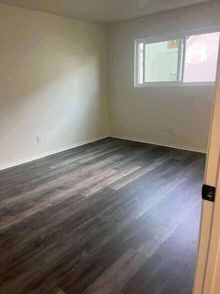 bedroom 1be - 630 2nd St