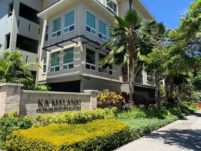 Building Photo - 2 bedroom 2 bath with 2 covered parking Kailua