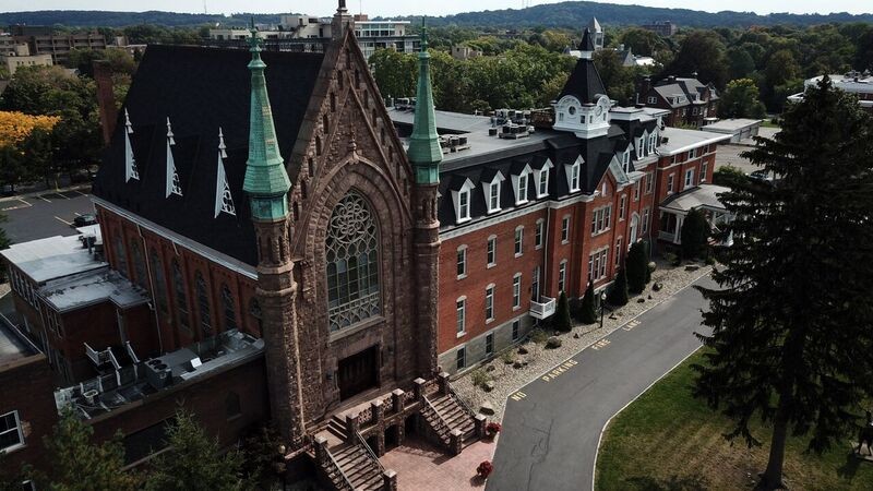 Building Photo - Chapel Hill Apartments