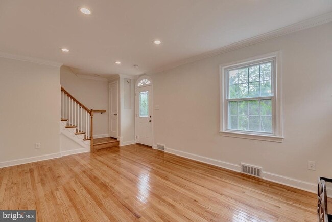 Building Photo - 3714 17th St NE