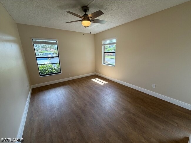 Building Photo - 5321 Summerlin Rd