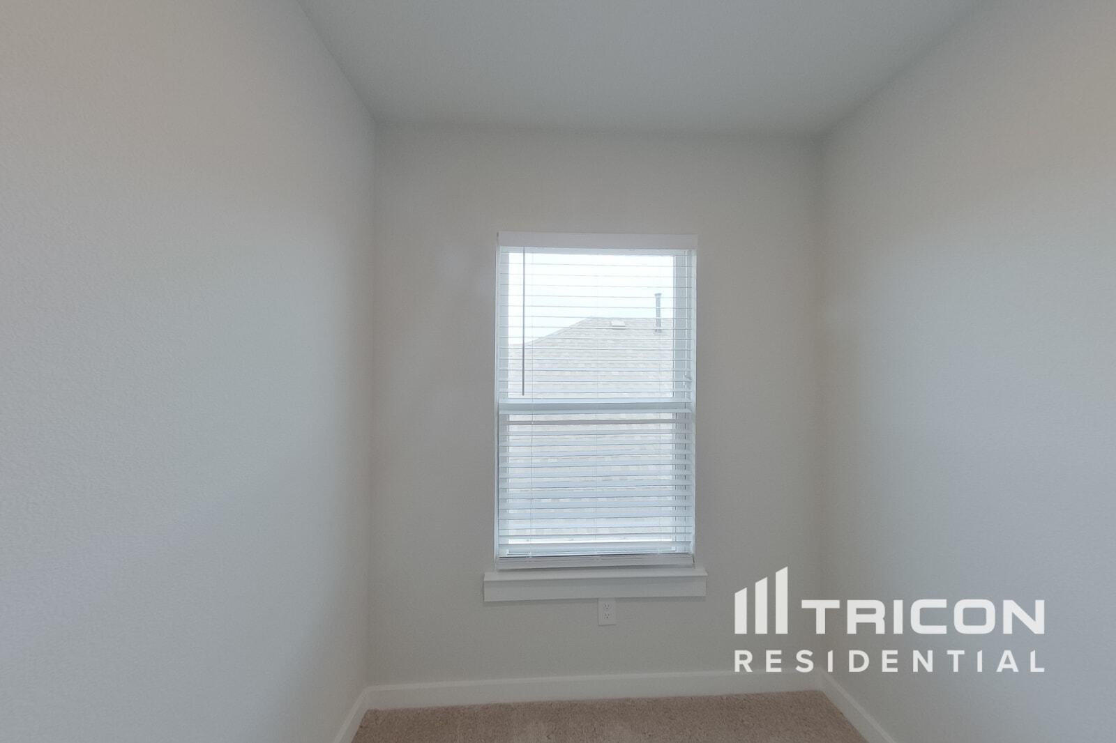Building Photo - 337 Sun Harvest Dr