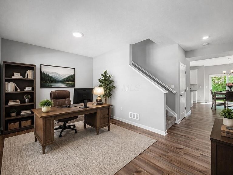 Building Photo - 9222 Ash Grove Dr