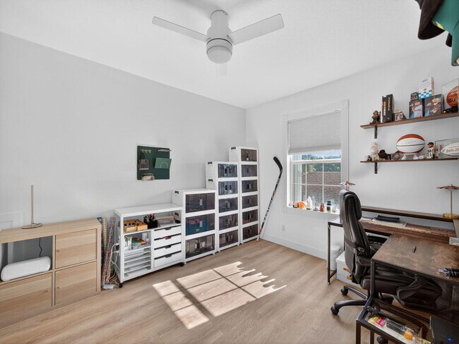 Building Photo - 2785 E Community Dr