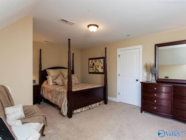 Building Photo - 25753 Summerwood Dr