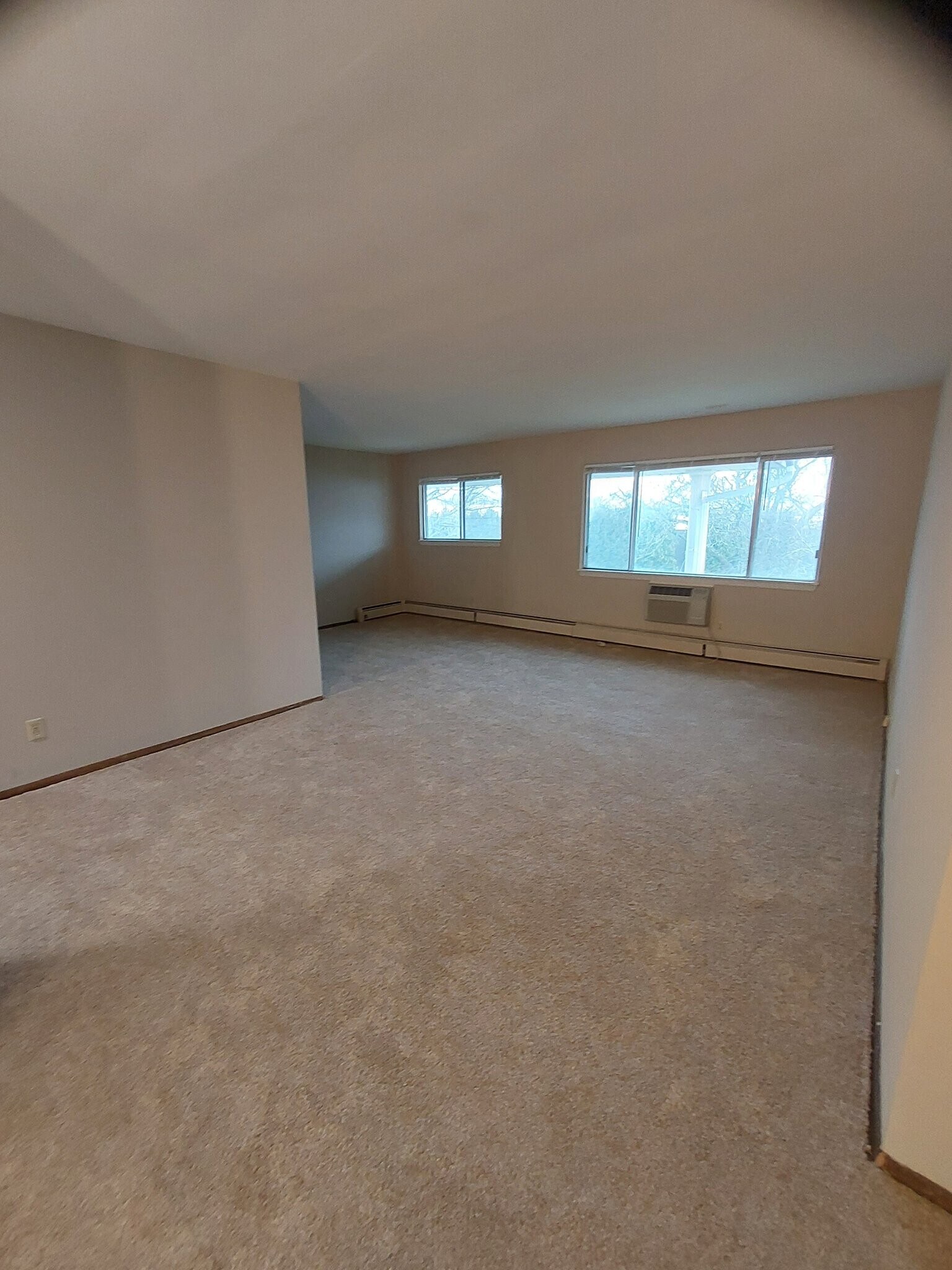 Building Photo - 519 Sunnyslope Dr