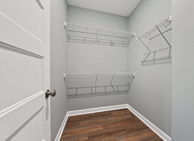 Building Photo - 2583 Cedrus Ave