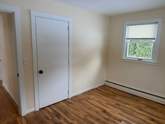 Building Photo - 53 Hennessey Ave