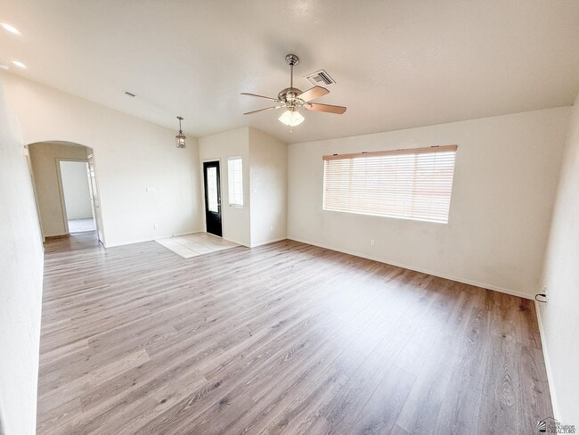 Building Photo - 3590 W 27th Pl