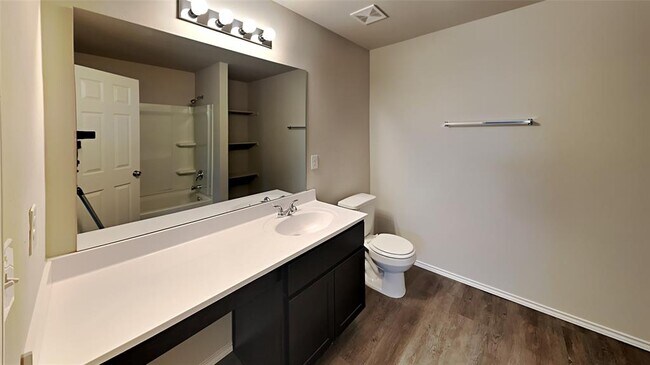Building Photo - 9920 Rattlesnake Ln