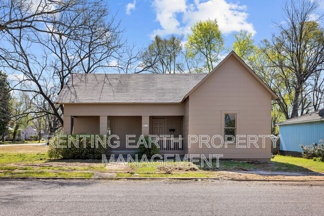 Building Photo - 2017 48th Street Ensley