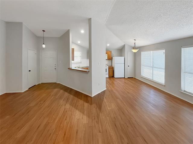 Building Photo - 10205 Lone Pine Ln