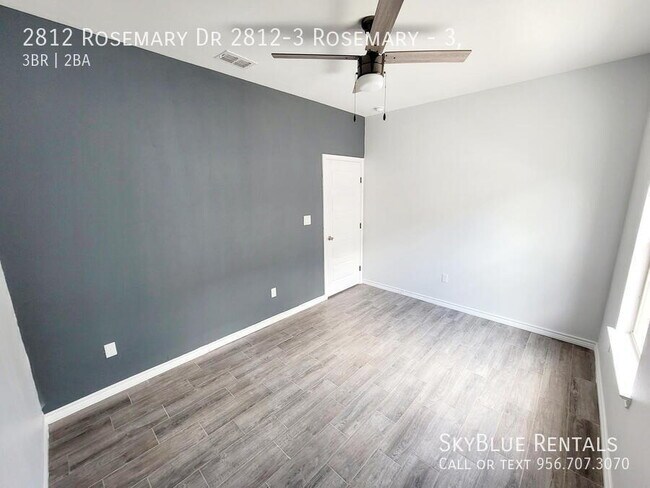 Building Photo - 2812 Rosemary Dr