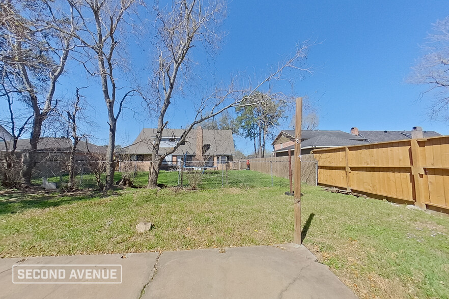 Building Photo - 6710 Maczali Dr
