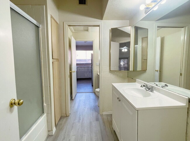 Building Photo - 2875 W Highland St