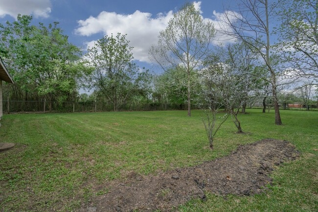 Building Photo - 3409 Herbert Dr