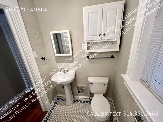 Building Photo - 2630 Alhambra-