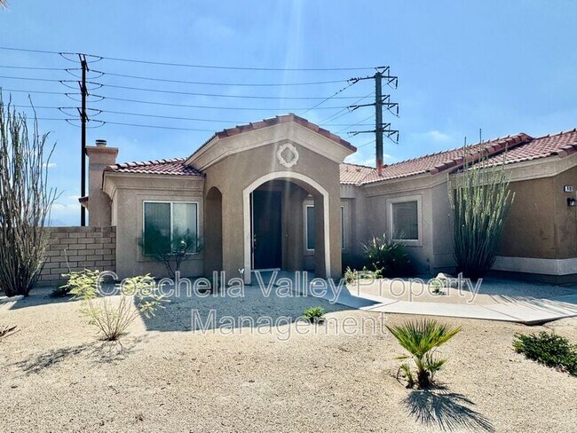 Building Photo - 74091 Daisy Ln