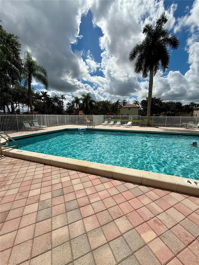 Building Photo - 16111 Emerald Cove Rd