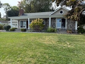 Building Photo - 267 Weed Ave