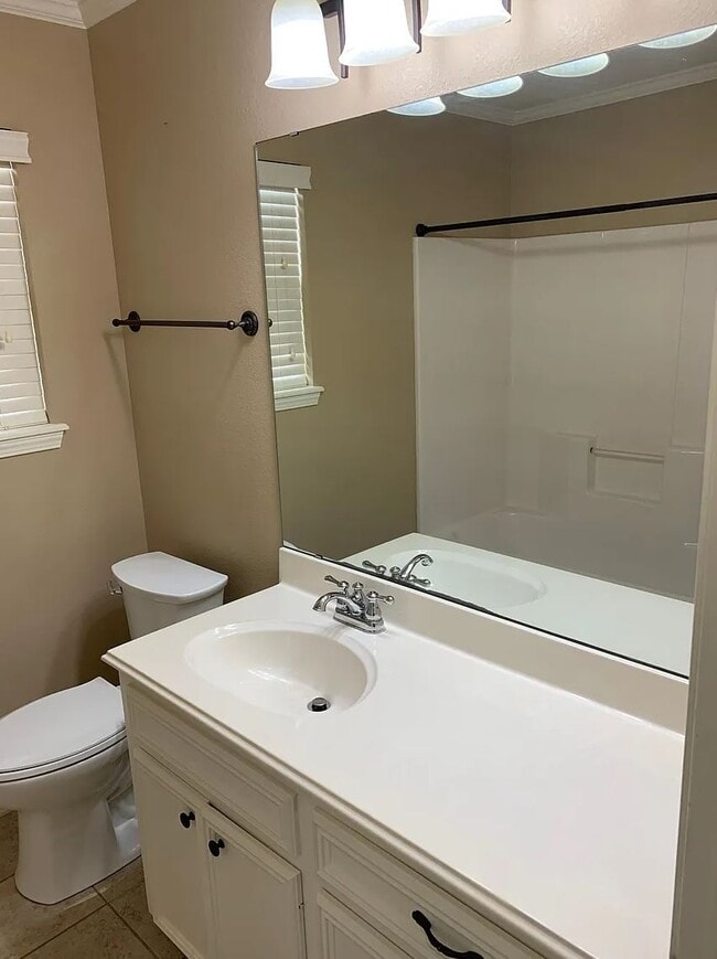 Building Photo - 2006 Wild Iris