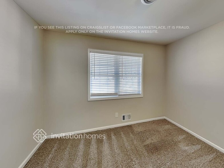 Building Photo - 334 Dartmouth Dr SW