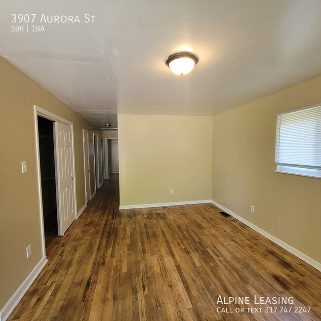 Building Photo - 3907 Aurora St