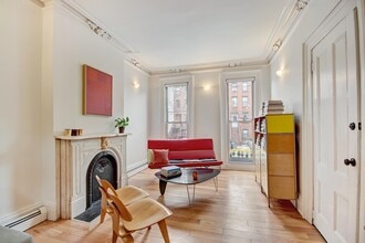 Building Photo - 520 Manila Ave