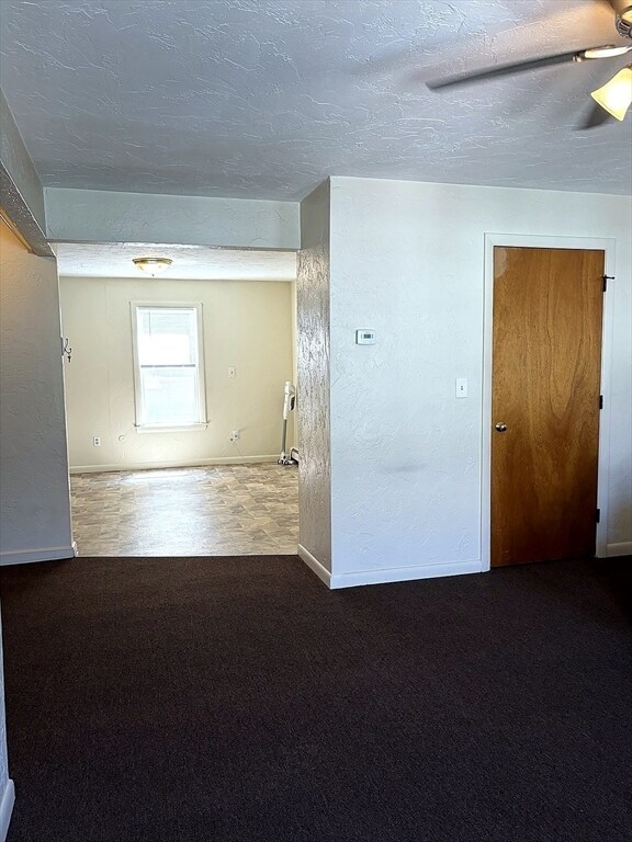 Building Photo - 10 Exchange Ct