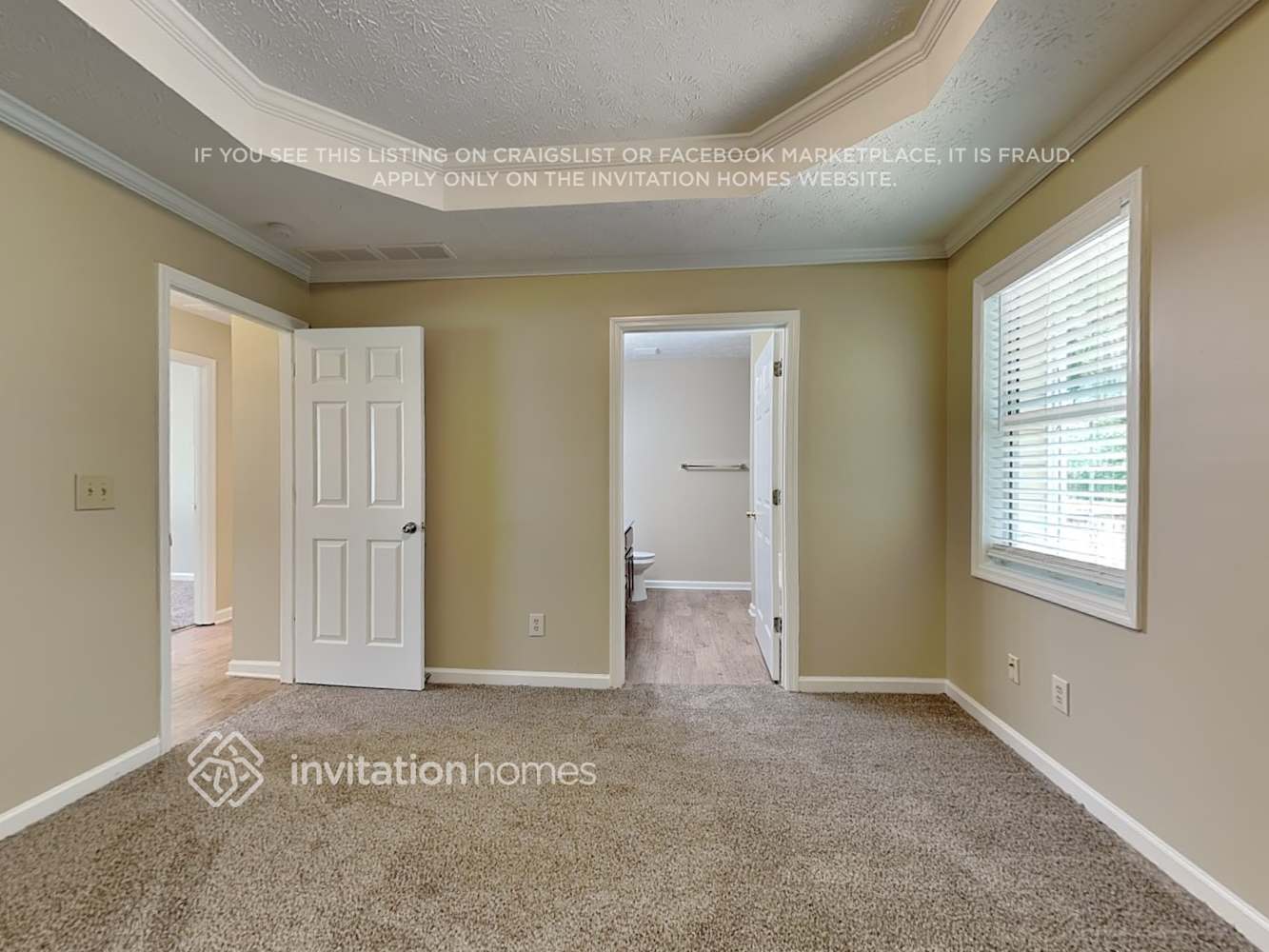 Building Photo - 5995 Rolling Oaks Ln