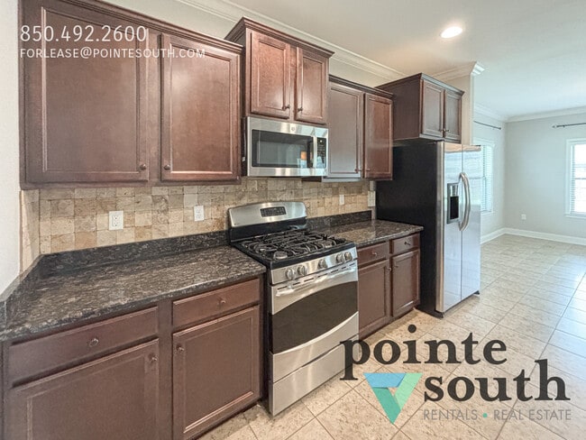 Building Photo - 24119 Weatherbee Park Dr